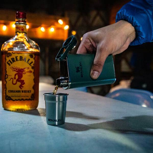 Stanley Adventure Çelik Shot Bardak ve Matara Seti YEŞİL