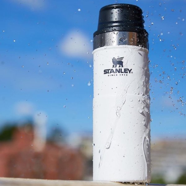 Stanley Klasik Trigger-Action Seyahat Bardağı 0.47Lt. BEYAZ