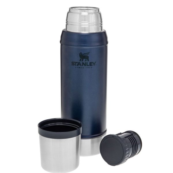Stanley Legendary Klasik Vakumlu Paslanmaz Çelik Termos 0.75LT. LACİVERT