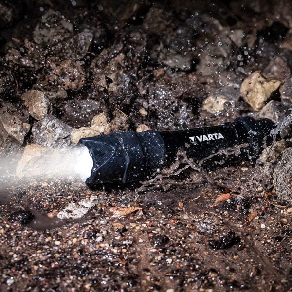 VARTA INDESTRUCTIBLE F30 PRO Led El Feneri