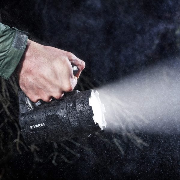 VARTA INDESTRUCTIBLE BL20 PRO Led Aydınlatma Fener